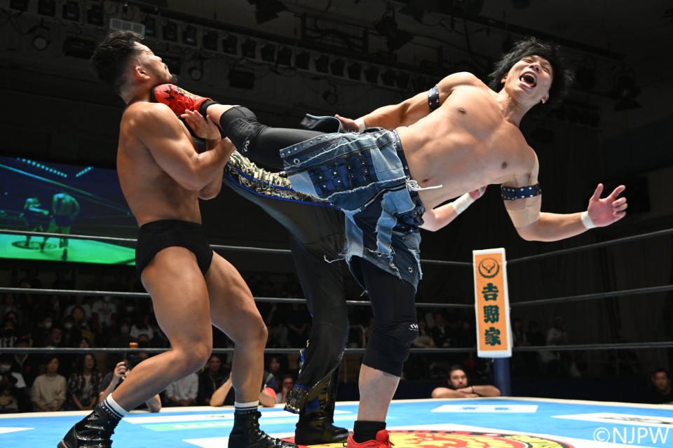 10/24【新日本】YOH&ワトが無傷連勝 奮闘・永井を評価「君すげえイイ