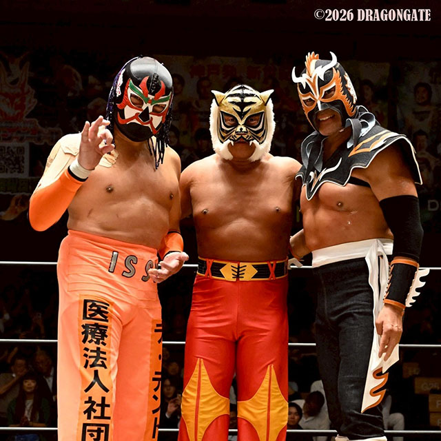 6/4【DRAGONGATE】引退前のタイガーマスクがウルティモ&サスケと豪華